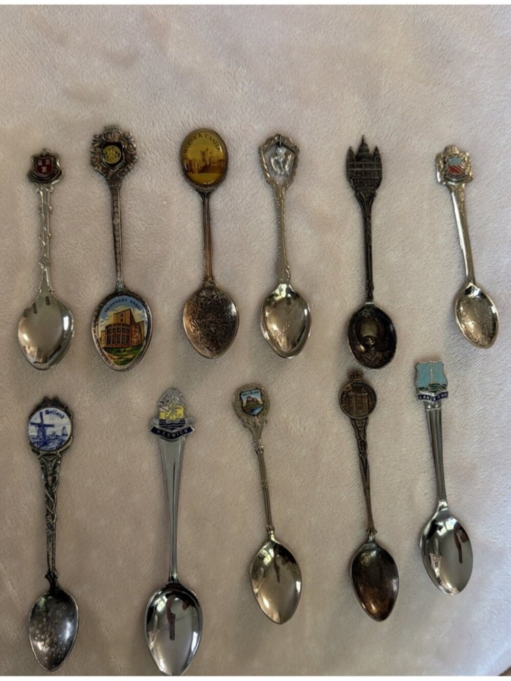 11 Vintage UK Souvenir Spoons Lot Warwick Castle Lands End Keswick Holy Island